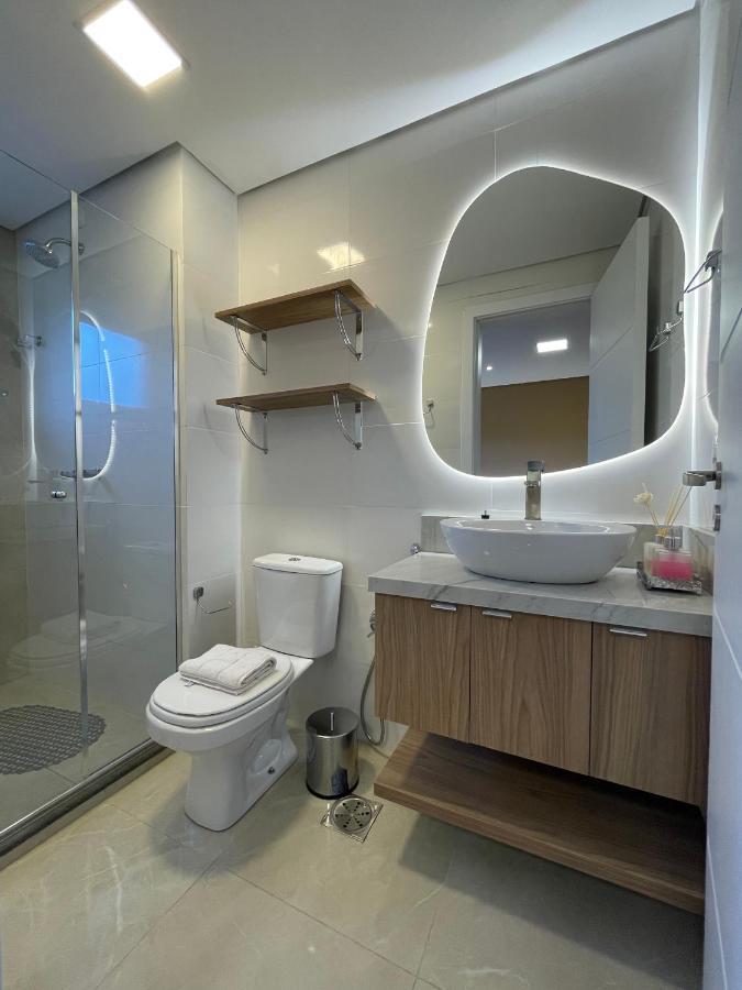 Apartamento Espetacular, 2 Suites, A 30M Da Rua Coberta Gramado Exterior foto